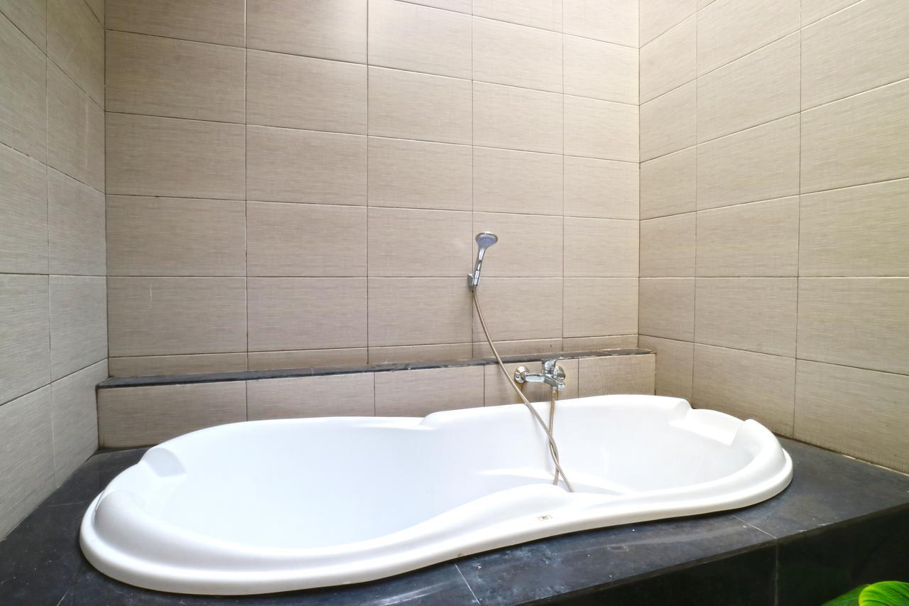 Raj Sindhu Sanur Apartman Denpasar Kültér fotó
